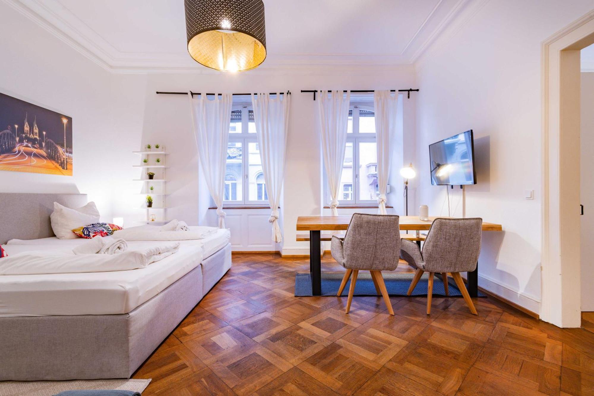 Stayinn "Heart Of The City" Suite Friburgo de Brisgovia Exterior foto